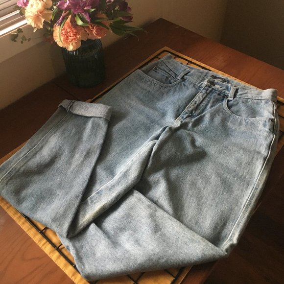 Vintage Denim - Vintage high waist mom jeans cuffed LizWear